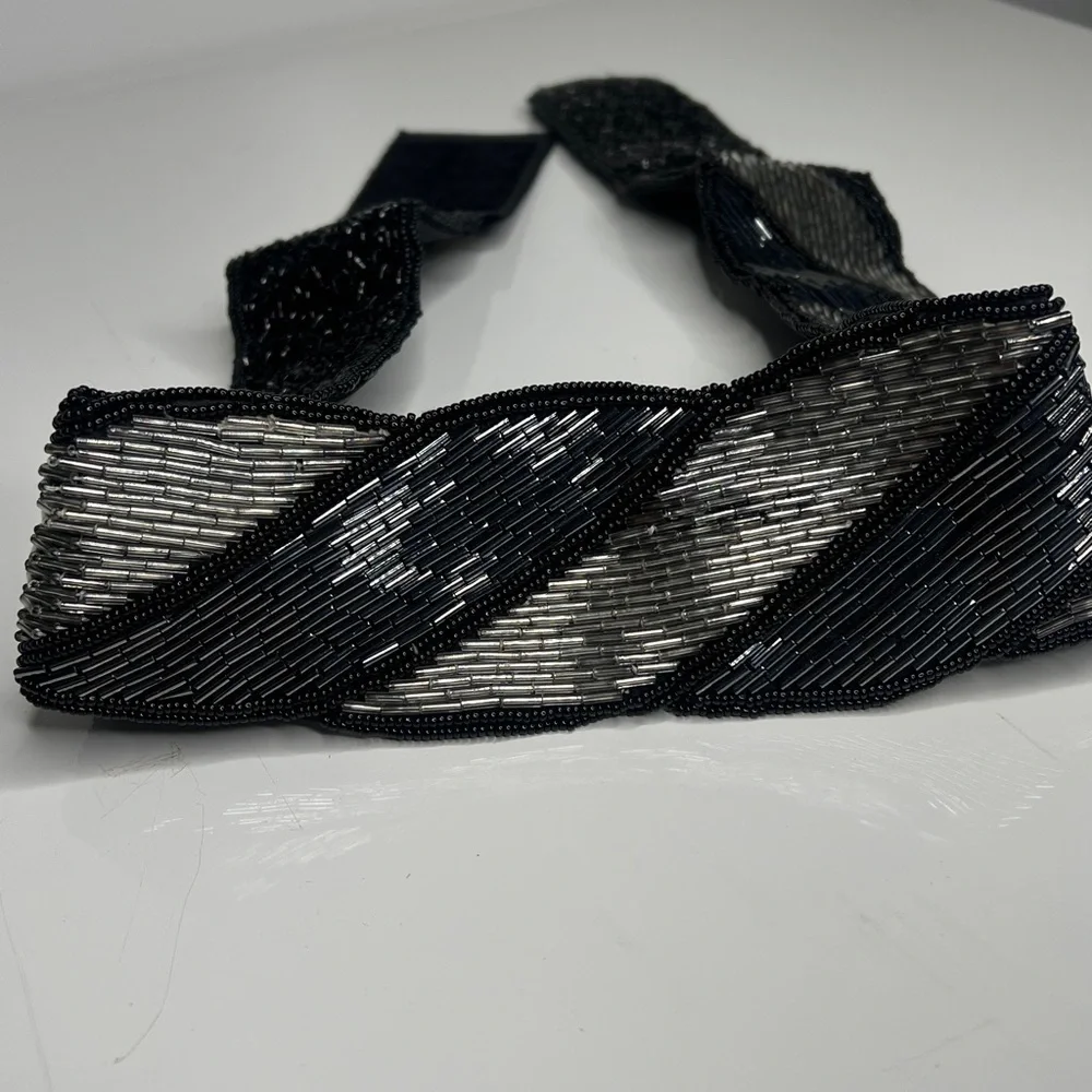 Beaded Sz L Black Silver Bugle Beaded Velcro Adjustable Belt